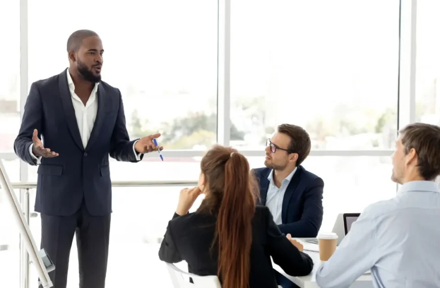 The Roles and Responsibilities of a Franchise Coach