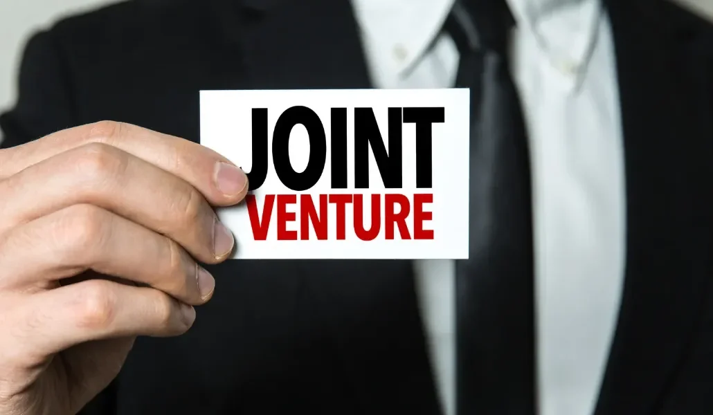 What Is Joint Venture Franchising? Definition and Meaning
